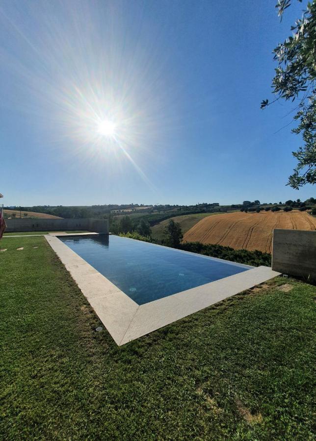 Casa Lunaria B&B Porto SantʼElpidio エクステリア 写真